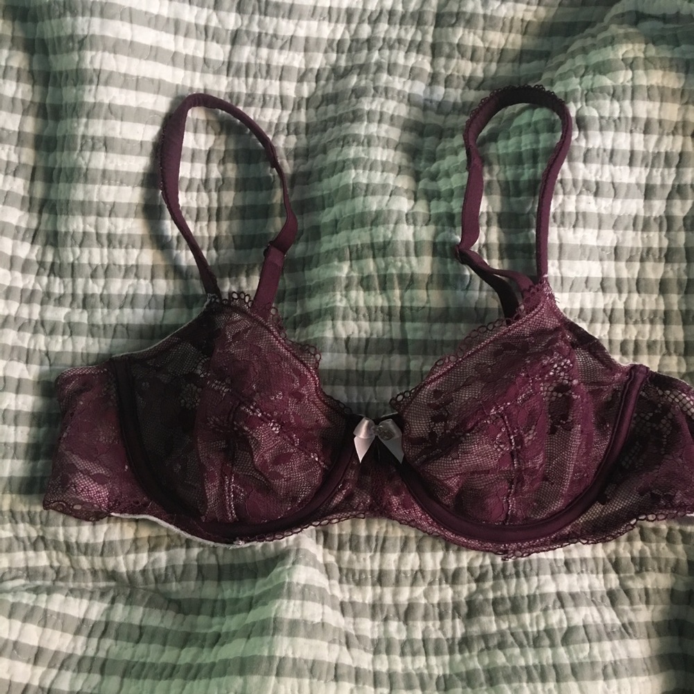 Victoria's Secret Body unlined bra